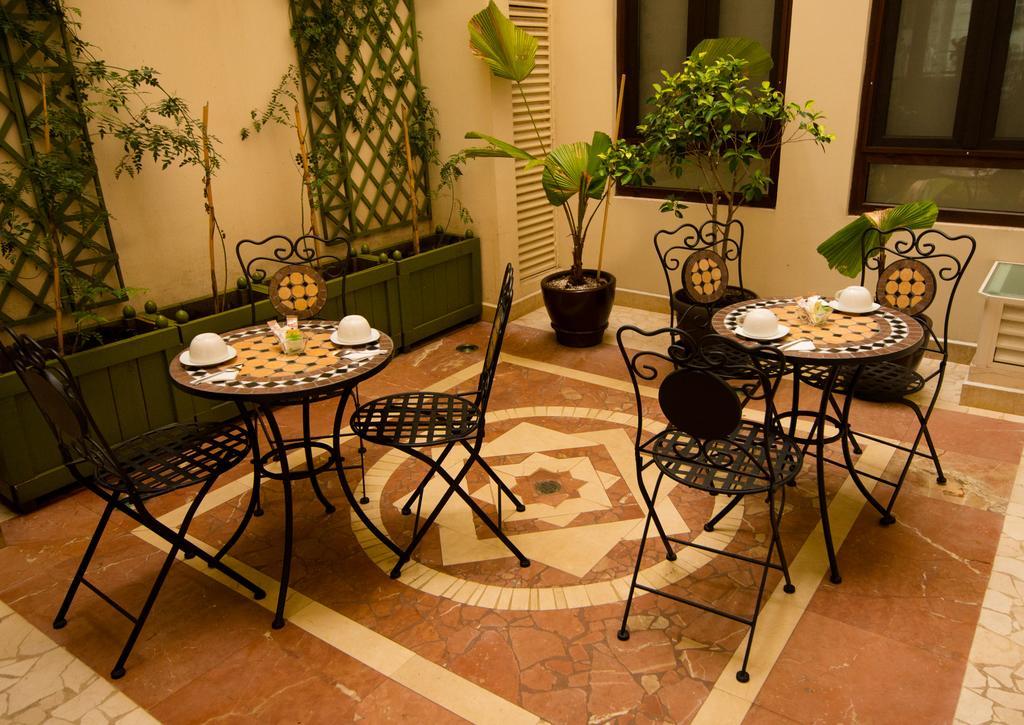 Grand Hotel Tepatitlan Exterior photo