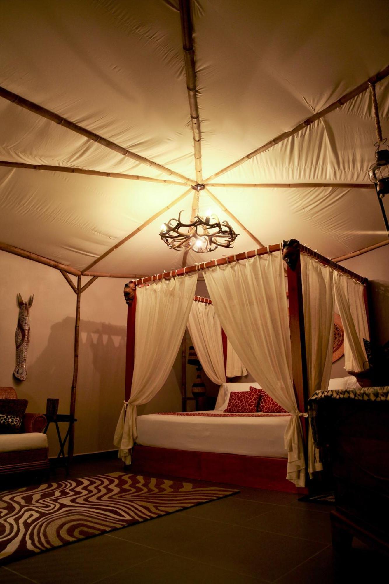 Grand Hotel Tepatitlan Room photo